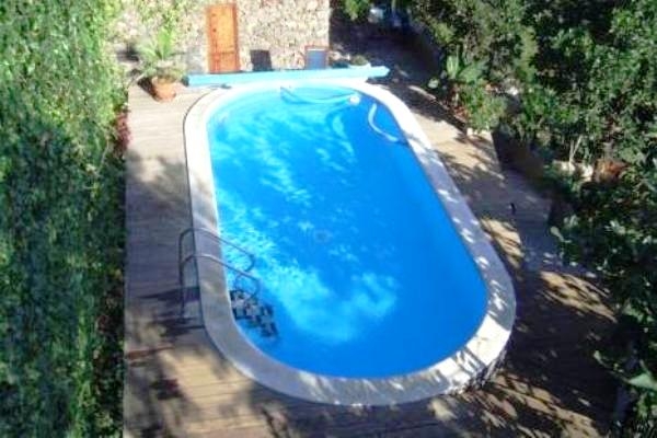 Großer Pool