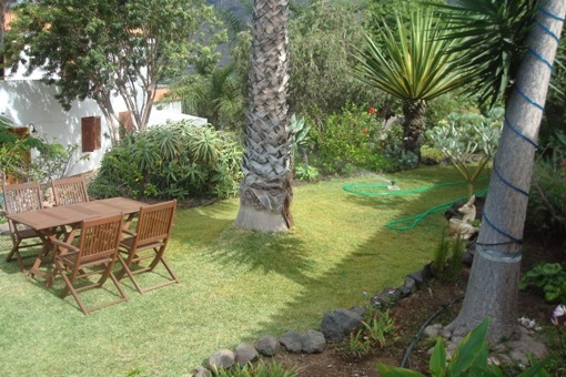 Garten mit gemütlicher Sitzecke