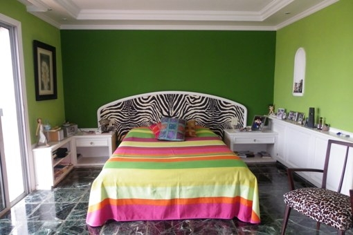 Schlafzimmer mit Ausgang in den Garten