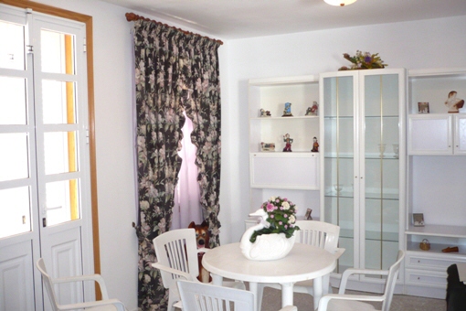 Helles Wohnzimmer