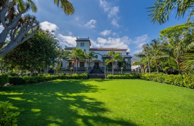Historisches Herrenhaus mit Meerblick in der Nähe von Puerto de la Cruz, Teneriffa