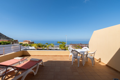 Charmantes Reihenhaus mit spektakulärem Meerblick in Roque del Conde