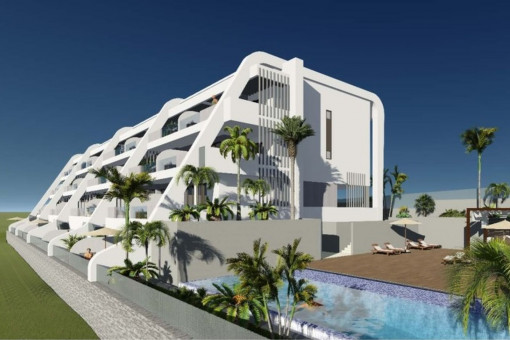 Penthouse-Wohnung mit zwei Schlafzimmern und großer Terrasse in der ersten Reihe des Golfplatzes Amarilla.