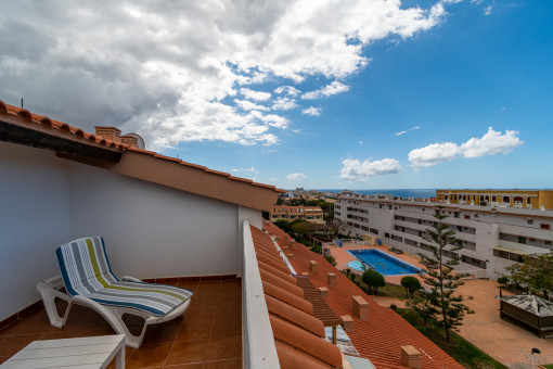 Schönes Stadthaus mit Terrassen und Garagen zu verkaufen in Costa Adeje