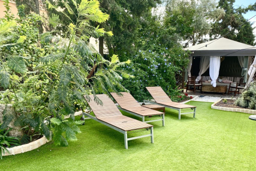 Gemütliches rustikales Haus inmitten der Natur mit Garten und Pool in Charco Del Pino