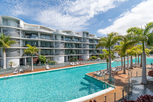 Moderne Wohnung mit zwei Schlafzimmern in der exklusiven Anlage Las Olas in Palm-Mar, Arona