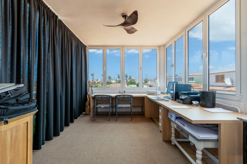 Büro
