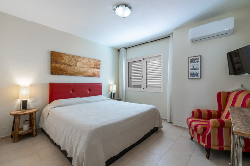 Schlafzimmer 2