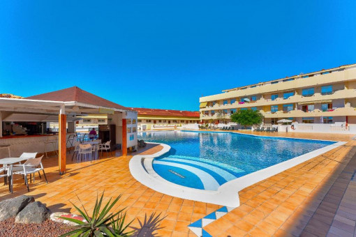 Renoviertes Stadthaus mit Terrassen und Meerblick in Playa Paraíso