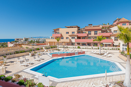 Geräumige Wohnung mit zwei Schlafzimmern in der exklusiven Gegend von El Duque, Costa Adeje