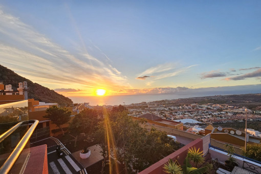 Wohnung mit spektakulärem Meer- und Bergblick in privilegierter Lage von Costa Adeje