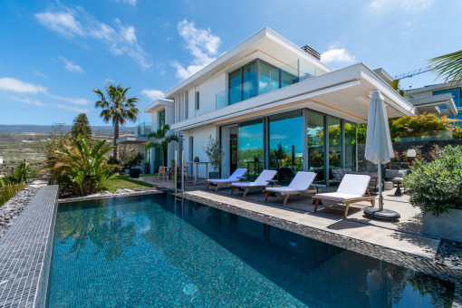 Prächtige Luxusvilla mit privatem Garten und Schwimmbad in Las Atalayas de Abama