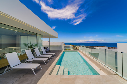 Exklusive Villa mit privatem Pool und Meerblick in Rokabella, Costa Adeje