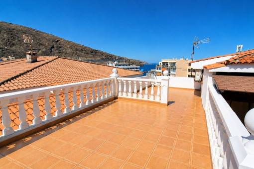 Schönes Haus mit großen Terrassen und vier Schlafzimmern in Candelaria