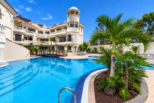 Geräumiges, renoviertes Penthouse mit Terrassen und Blick auf den Pool in Atanaus, Los Cristianos