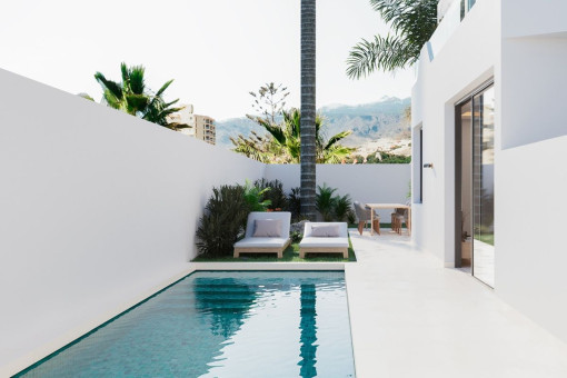 Design-Wohnung mit Garten und privatem Pool in den Las Pardelas Residences, Playa de las Américas