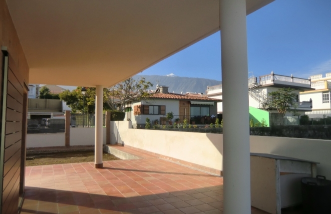Überdachte Terrasse