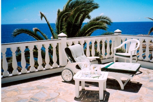 Terrasse mit einmaligem Meerblick